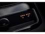 Volvo V60 2.0 T6 Plug-in hybrid AWD Plus Dark | Panoramadak | 19" | Getint glas | harman/kardon | Verwarmde voorruit | Exterior Styling | Black Pack