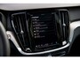 Volvo V60 2.0 T6 Plug-in hybrid AWD Plus Dark | Panoramadak | 19" | Getint glas | harman/kardon | Verwarmde voorruit | Exterior Styling | Black Pack