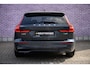Volvo V60 2.0 T6 Plug-in hybrid AWD Plus Dark | Panoramadak | 19" | Getint glas | harman/kardon | Verwarmde voorruit | Exterior Styling | Black Pack