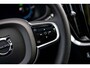 Volvo V60 2.0 T6 Plug-in hybrid AWD Plus Dark | Panoramadak | 19" | Getint glas | harman/kardon | Verwarmde voorruit | Exterior Styling | Black Pack