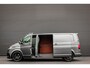 Volkswagen Transporter 2.0 TDI L2H1 204PK FULL BLACK / JB- EDITION / LEDEREN BEKLEDING / VERLAGINGSVEREN / APPLE CARPLAY / SPOILER