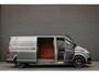 Volkswagen Transporter 2.0 TDI L2H1 204PK FULL BLACK / JB- EDITION / LEDEREN BEKLEDING / VERLAGINGSVEREN / APPLE CARPLAY / SPOILER