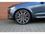 Volvo XC60 T6 AWD AUT8 350PK Essential Edition | Panoramadak | 22" Lichtmetalen velgen | Sportonderstel | Cruise Control | Trekhaak semi elektrisch | parkeersensoren voor en achter | Parkeercamera | Extra getint glas | Lederen bekleding | Stoelverwarming | Stuurwielverwarming |