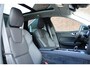 Volvo XC60 T6 AWD AUT8 350PK Essential Edition | Panoramadak | 22" Lichtmetalen velgen | Sportonderstel | Cruise Control | Trekhaak semi elektrisch | parkeersensoren voor en achter | Parkeercamera | Extra getint glas | Lederen bekleding | Stoelverwarming | Stuurwielverwarming |