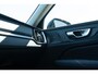 Volvo V60 T6 Recharge AWD Inscription | Navi | Head-Up Display | Schuif-/Kanteldak | Camera | Harman Kardon Audio | Stoelverwarming Voor + Achter | Adaptieve Cruise | Getint Glas | Gelamineerd Glas | Park Assist | LED