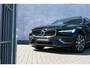 Volvo V60 T6 Recharge AWD Inscription | Navi | Head-Up Display | Schuif-/Kanteldak | Camera | Harman Kardon Audio | Stoelverwarming Voor + Achter | Adaptieve Cruise | Getint Glas | Gelamineerd Glas | Park Assist | LED