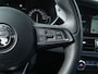 Alfa Romeo Giulia 2.0 Turbo 200 PK Sprint | Veloce | Navi | Carplay | Driver | 18"