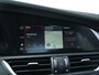 Alfa Romeo Giulia 2.0 Turbo 200 PK Sprint | Veloce | Navi | Carplay | Driver | 18"