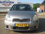 Toyota Yaris 1.5-16V VVT-i T-Sport sportieve supersnelle yaris met trekhaak!