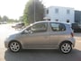 Toyota Yaris 1.5-16V VVT-i T-Sport sportieve supersnelle yaris met trekhaak!