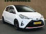 Toyota Yaris 1.5 Hybrid GR-Sport - CLIMATE CONTROL - SPORTSTUUR - SPORTSTOELEN - 17 INCH LICHT METALEN VELGEN - ACHTERUITRIJCAMERA - KEYLESS ENTRY/ START - APPLE CARPLAY/ ANDROID AUTO -TWO TONE LAK - LICHT/ REGENSENSOR - RIJSTROOKSENSOR - CRUISE CONTROL