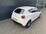 Alfa Romeo MiTo 1.4 T Distinctive | Zwarte hemelbekleding | Navigatie