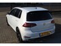 Volkswagen Golf 1.4 TSI 2x R-Line Automaat/Panoramadak/Virtual cockpit/Adaptive cruise control/Achteruitrijcamera/Led koplampen/Navigatie/Keyless/Apple carplay/Licht metalen velgen/Inklapbare spiegels/Stoelverwarming/Parkeersensoren rondom/Lane assist/Schakel flippers
