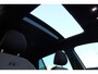 Volkswagen Golf 1.4 TSI 2x R-Line Automaat/Panoramadak/Virtual cockpit/Adaptive cruise control/Achteruitrijcamera/Led koplampen/Navigatie/Keyless/Apple carplay/Licht metalen velgen/Inklapbare spiegels/Stoelverwarming/Parkeersensoren rondom/Lane assist/Schakel flippers