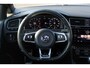 Volkswagen Golf 1.4 TSI 2x R-Line Automaat/Panoramadak/Virtual cockpit/Adaptive cruise control/Achteruitrijcamera/Led koplampen/Navigatie/Keyless/Apple carplay/Licht metalen velgen/Inklapbare spiegels/Stoelverwarming/Parkeersensoren rondom/Lane assist/Schakel flippers