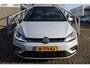 Volkswagen Golf 1.4 TSI 2x R-Line Automaat/Panoramadak/Virtual cockpit/Adaptive cruise control/Achteruitrijcamera/Led koplampen/Navigatie/Keyless/Apple carplay/Licht metalen velgen/Inklapbare spiegels/Stoelverwarming/Parkeersensoren rondom/Lane assist/Schakel flippers