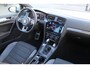 Volkswagen Golf 1.4 TSI 2x R-Line Automaat/Panoramadak/Virtual cockpit/Adaptive cruise control/Achteruitrijcamera/Led koplampen/Navigatie/Keyless/Apple carplay/Licht metalen velgen/Inklapbare spiegels/Stoelverwarming/Parkeersensoren rondom/Lane assist/Schakel flippers