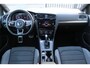 Volkswagen Golf 1.4 TSI 2x R-Line Automaat/Panoramadak/Virtual cockpit/Adaptive cruise control/Achteruitrijcamera/Led koplampen/Navigatie/Keyless/Apple carplay/Licht metalen velgen/Inklapbare spiegels/Stoelverwarming/Parkeersensoren rondom/Lane assist/Schakel flippers