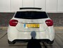 Mercedes-Benz A-klasse 180 Ambition, Panorama dak, Sport stoelen, Xenon verlichting, Dealer onderhouden
