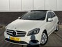 Mercedes-Benz A-klasse 180 Ambition, Panorama dak, Sport stoelen, Xenon verlichting, Dealer onderhouden