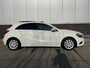Mercedes-Benz A-klasse 180 Ambition, Panorama dak, Sport stoelen, Xenon verlichting, Dealer onderhouden