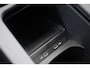 Volkswagen ID.4 Pro Business 77 kWh 286PK / 210kW, LED Matrix (IQ.Lights), keyless entry, achteruitrijcamera (rear view), parkeersensoren voor en achter (pdc), navigatie, Apple Carplay / Android Auto, sfeerverlichting, elektrisch verstel-, verwarm- en inklapbare buitenspiegels, elektrische achterklep, 3-zone climatronic, voorstoelen- en stuurwiel verwarming, DAB+, draadloze telefoon lader