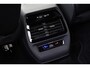 Volkswagen ID.4 Pro Business 77 kWh 286PK / 210kW, LED Matrix (IQ.Lights), keyless entry, achteruitrijcamera (rear view), parkeersensoren voor en achter (pdc), navigatie, Apple Carplay / Android Auto, sfeerverlichting, elektrisch verstel-, verwarm- en inklapbare buitenspiegels, elektrische achterklep, 3-zone climatronic, voorstoelen- en stuurwiel verwarming, DAB+, draadloze telefoon lader