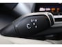 Volkswagen ID.4 Pro Business 77 kWh 286PK / 210kW, LED Matrix (IQ.Lights), keyless entry, achteruitrijcamera (rear view), parkeersensoren voor en achter (pdc), navigatie, Apple Carplay / Android Auto, sfeerverlichting, elektrisch verstel-, verwarm- en inklapbare buitenspiegels, elektrische achterklep, 3-zone climatronic, voorstoelen- en stuurwiel verwarming, DAB+, draadloze telefoon lader