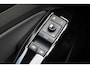 Volkswagen ID.4 Pro Business 77 kWh 286PK / 210kW, LED Matrix (IQ.Lights), keyless entry, achteruitrijcamera (rear view), parkeersensoren voor en achter (pdc), navigatie, Apple Carplay / Android Auto, sfeerverlichting, elektrisch verstel-, verwarm- en inklapbare buitenspiegels, elektrische achterklep, 3-zone climatronic, voorstoelen- en stuurwiel verwarming, DAB+, draadloze telefoon lader