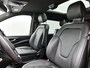 Mercedes-Benz V-klasse V 300d Automaat 4MATIC Dubbel Cabine Avantgarde | AMG Line | Panoramadak | Trekhaak | Stoelverwarming | 360° Camera | Burmester Audio | LED