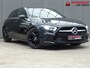 Mercedes-Benz A-klasse 180 Premium * 18 INCH * LEER * GR NAVI * CAMERA !!