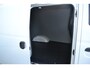Maxus eDeliver 3 ACTIE Operationele Lease 20.000 Km per jaar, 60 mnd. € 399,- Ex. B.T.W. per maand. L1 50 kWh SWB I ACHTERUITRIJCAMERA I AUTOMATISCHE AIRCO I CRUISE CONTROLE + BEGRENZER I 7" TOUCHE SCREEN + APPLE CARPLAY I EL + VERWARMDE SPIEGELS + DODEHOEK DETECTIE I L.M. VELGEN I STOELVEWARMING I PARKEERSENSOREN ACHTER I LAADRUIMTE BESCHERMING I NOODREMHULP I
