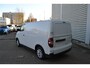 Maxus eDeliver 3 ACTIE Operationele Lease 20.000 Km per jaar, 60 mnd. € 399,- Ex. B.T.W. per maand. L1 50 kWh SWB I ACHTERUITRIJCAMERA I AUTOMATISCHE AIRCO I CRUISE CONTROLE + BEGRENZER I 7" TOUCHE SCREEN + APPLE CARPLAY I EL + VERWARMDE SPIEGELS + DODEHOEK DETECTIE I L.M. VELGEN I STOELVEWARMING I PARKEERSENSOREN ACHTER I LAADRUIMTE BESCHERMING I NOODREMHULP I