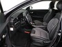 Kia Niro ExecutiveLine 64 kWh | Parkeersensoren | Navigatie | Stoel en stuurwiel verwarmd | LM velgen | Climate Control | Nederlandse Auto | NAP |