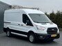 Ford Transit 2.0 TDCI / L2H2 / 1e EIGENAAR / IMPERIAAL / 2.5 TONS TREKHAAK / AIRCO / CRUISE / 3-ZITS