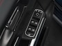 Mercedes-Benz B-klasse 200 Business Solution AMG | Elek trekhaak | Panoramadak | Widescreen | Zondag Open!