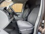 Volkswagen Transporter 2.0 TDI L1H1 BM DC Comfortline | Marge | 1e eigenaar | Cruise Control | Trekhaak | Parkeersensoren Achter | Airconditioning | Navigatie | Stop&Go | Betonplex | Wandbetimmering |