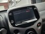 Toyota Aygo 1.0 VVT-i x-play AUT! Carplay! Camera! Apk 4-2027! as Zondag Open tot 14 uur!