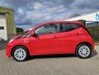 Toyota Aygo 1.0 VVT-i x-play AUT! Carplay! Camera! Apk 4-2027! as Zondag Open tot 14 uur!