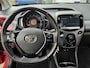 Toyota Aygo 1.0 VVT-i x-play AUT! Carplay! Camera! Apk 4-2027! as Zondag Open tot 14 uur!