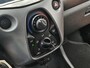 Toyota Aygo 1.0 VVT-i x-play AUT! Carplay! Camera! Apk 4-2027! as Zondag Open tot 14 uur!
