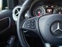 Mercedes-Benz B-klasse 180 Ambition / Night / Stoelverwarming / 18" / LED / Sensoren / Navi / Cruise control