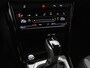 Volkswagen T-Roc 1.5 TSI R-Line | Apple Carplay | Camera | Stuur-/Stoelverwarming | LED | 18" | ACC | Keyless |