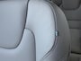Volvo V60 2.0 T6 Plug-in hybrid AWD Plus Dark | Blond leder | Long range |19" Diamond cut velgen | Trekhaak | Harman/Kardon | Adaptieve Cruise Controle | Blis | Leder | Stoel+Stuur verwarming |