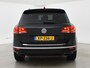 Volkswagen Touareg 3.0 TDI V6 262 PK HIGHLINE + LUCHTVERING | WEGKL. TREKHAAK | PANORAMA | LEDER