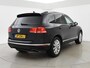 Volkswagen Touareg 3.0 TDI V6 262 PK HIGHLINE + LUCHTVERING | WEGKL. TREKHAAK | PANORAMA | LEDER