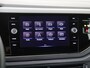Volkswagen Polo 1.0 TSI R-Line | Achteruitrijcamera | Digital cockpit Pro | CarPlay | Elektrisch inklapbare buitenspiegels | Adaptieve Cruise control | DAB radio | Parkeersensoren |