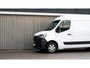 Renault Master T35 2.3 dCi 135 L2H2 Comfort | Camera | Vloerplaat | Navigatie | Parkeersensoren