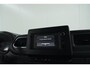 Renault Master T35 2.3 dCi 135 L2H2 Comfort | Camera | Vloerplaat | Navigatie | Parkeersensoren