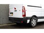 Renault Master T35 2.3 dCi 135 L2H2 Comfort | Camera | Vloerplaat | Navigatie | Parkeersensoren